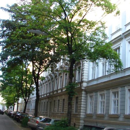 Charming Viennese Home Exterior photo